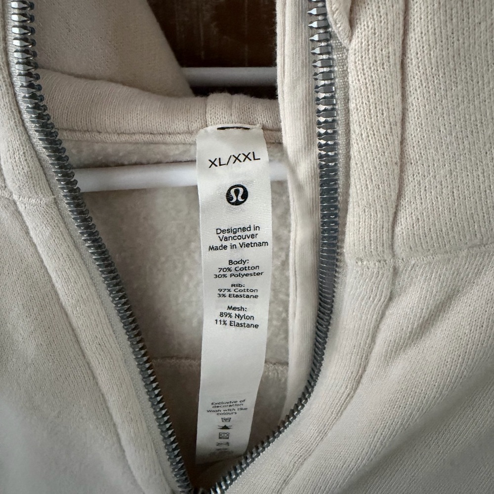Lululemon Scuba Half-Zip Hoodie - Picture 2 of 2